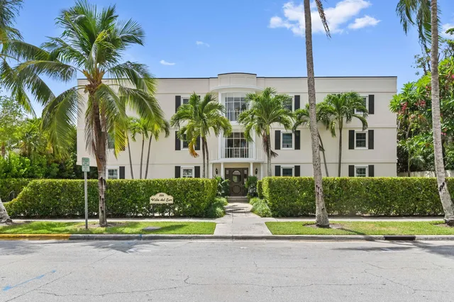 2-bedroom rental at 226 Brazilian Avenue #2 C, Palm Beach