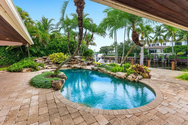 2-bedroom rental at 122 Marlin Drive, Ocean Ridge