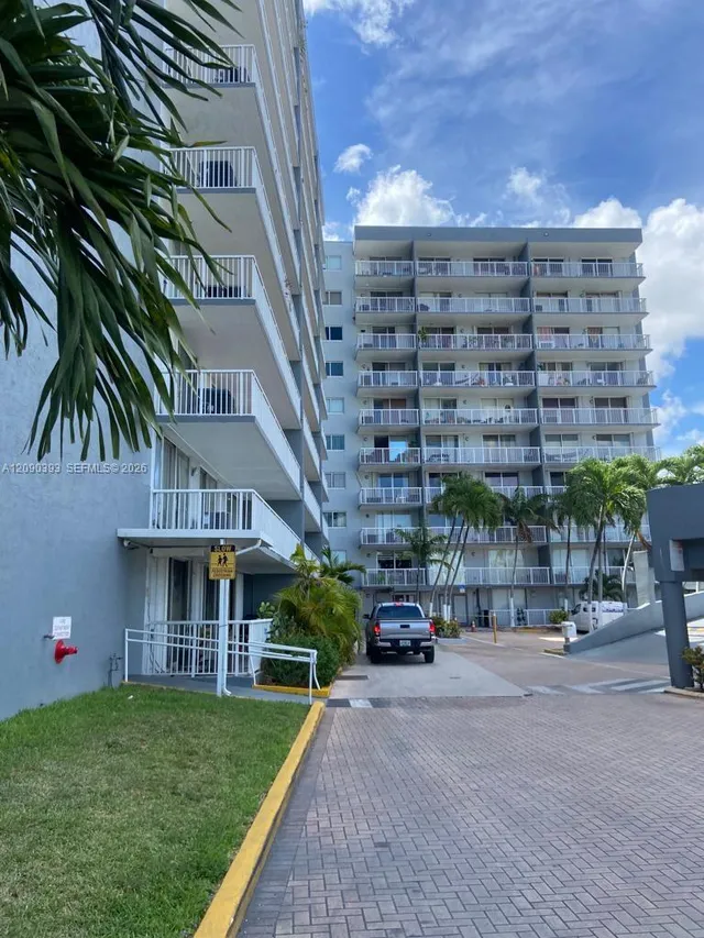 2-bedroom home at 1800 NW 24th Avenue #614, Miami