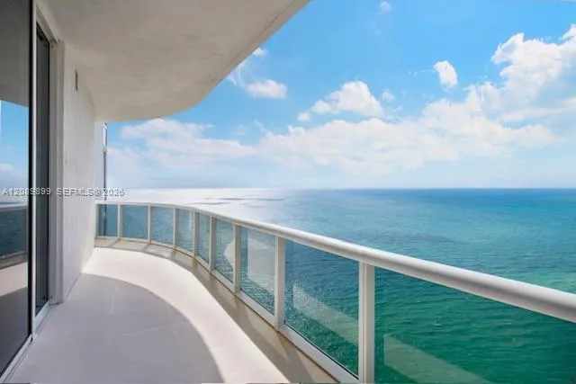3-bedroom home at 16001 Collins Avenue #4102, Sunny Isles Beach