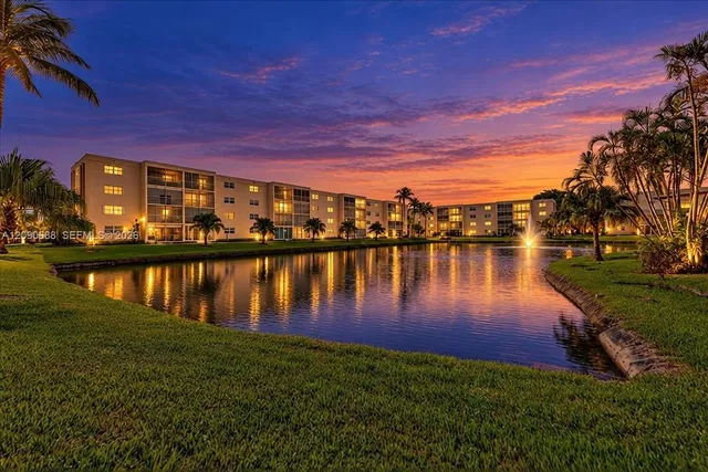 2-bedroom home at 424 SE 10th Street #104, Dania Beach