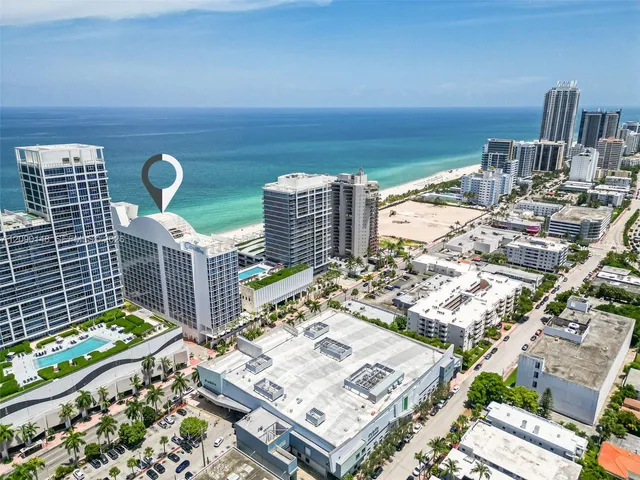 3-bedroom rental at 6801 Collins Avenue #LPH12 (Door LPH01), Miami Beach