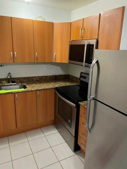 1-bedroom rental at 4444 SW 67th Avenue #20, Miami