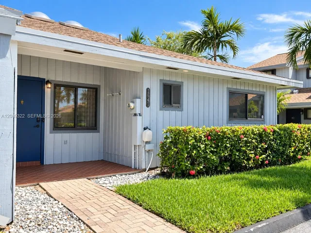 3-bedroom rental at 1541 N 14th Terrace #1541, Hollywood