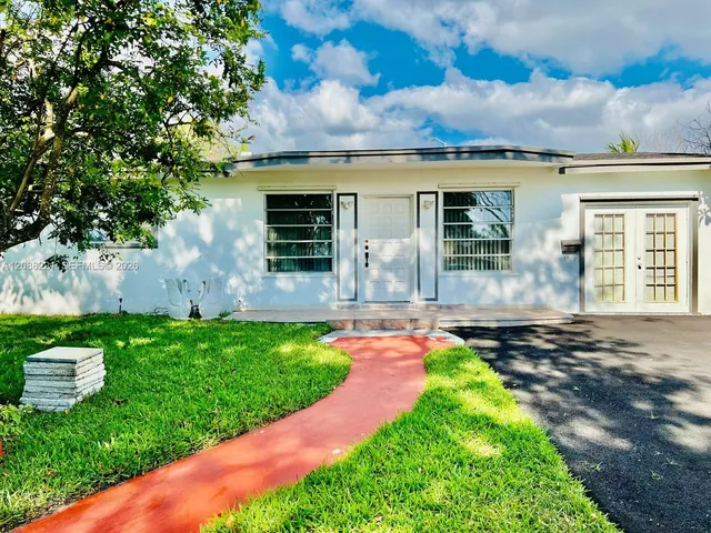 4-bedroom rental at 18320 NE 7th Court, North Miami Beach