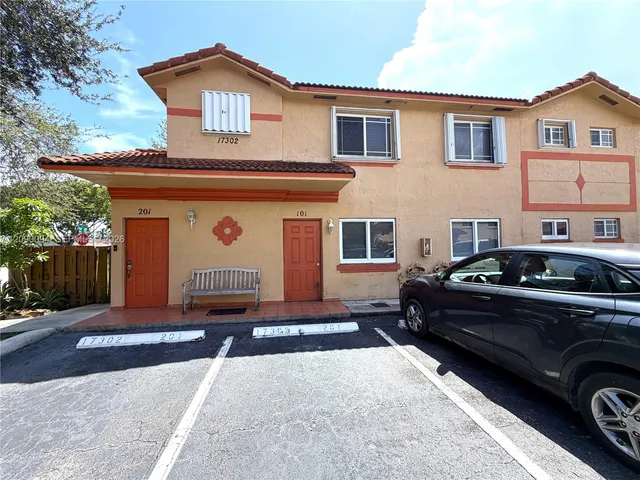 2-bedroom rental at 17302 NW 74th Avenue #101, Hialeah