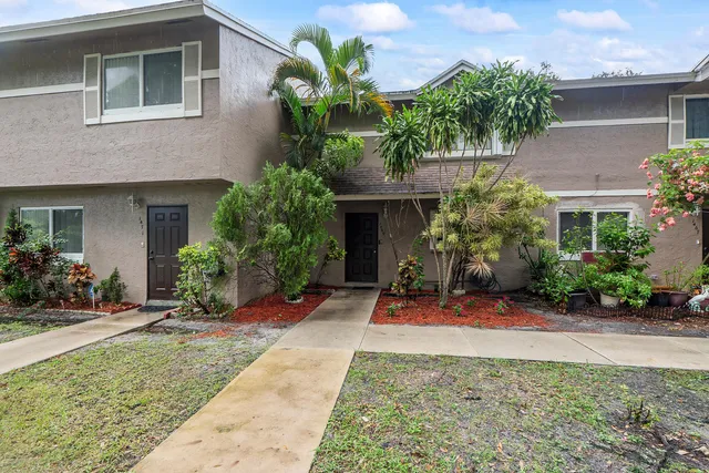 2-bedroom home at 1469 SUSSEX Drive, North Lauderdale