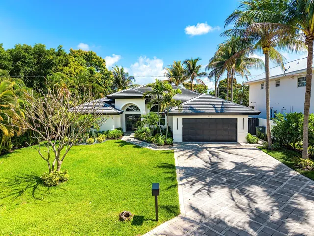 4-bedroom home at 1132 NE 3rd Avenue, Boca Raton