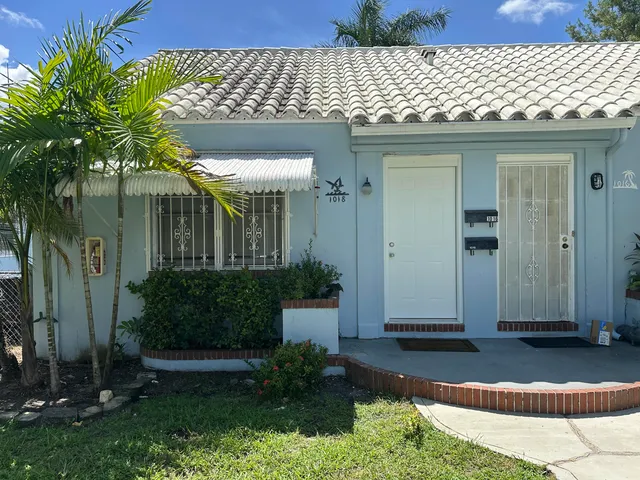 2-bedroom rental at 1018 NE 3rd Street #1018, Fort Lauderdale