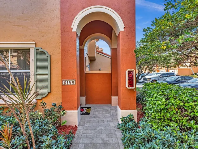 3-bedroom home at 2150 Anchor Court #2310, Dania Beach