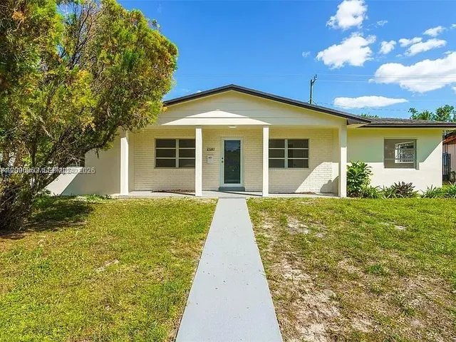 3-bedroom rental at 21241 NE 2nd Avenue #., Miami