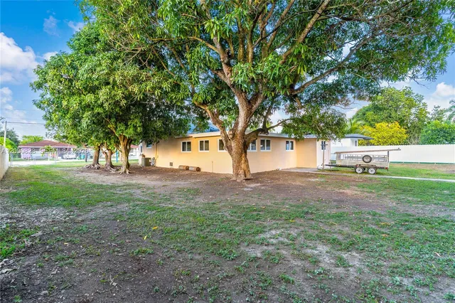 2-bedroom rental at 559 NW 2nd Street #B, Florida City
