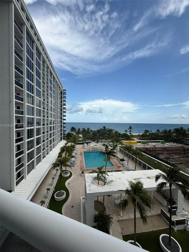 2-bedroom rental at 10275 Collins Avenue #619, Bal Harbour