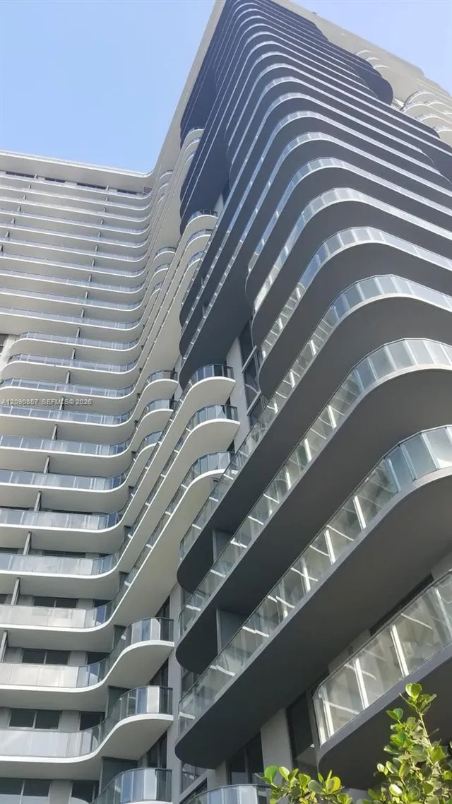 1-bedroom rental at 121 NE 34 Street #1515, Miami