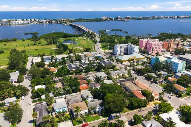 1-bedroom home at 113 N Lakeside Drive #5 & #6, Lake Worth Beach