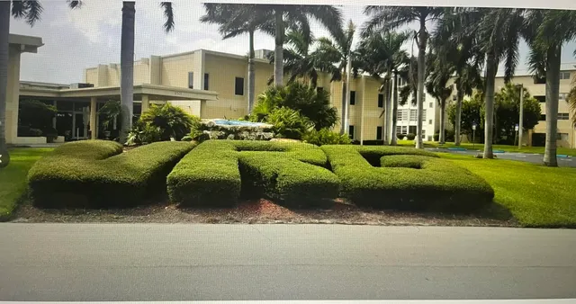 1-bedroom home at 300 NE 26TH Avenue #1080, Boynton Beach