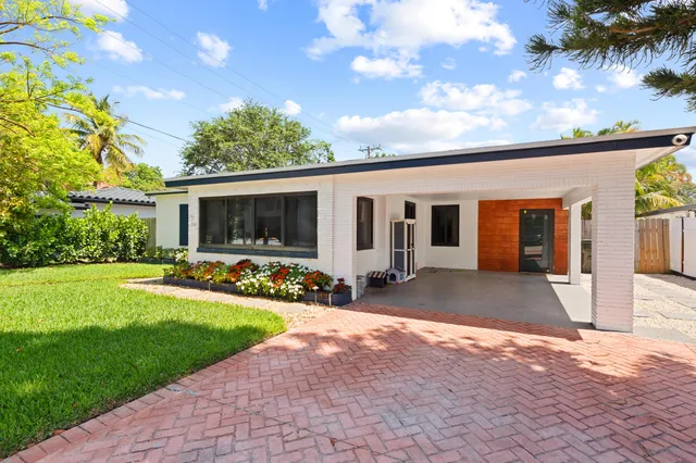 3-bedroom home at 336 SW 20th Street, Fort Lauderdale