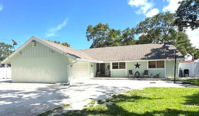 3-bedroom rental at 2518 Ranch House Road, West Palm Beach