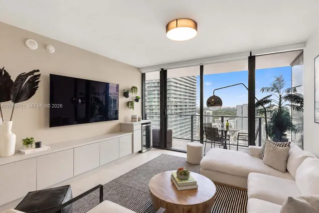 1-bedroom home at 1000 Brickell Plaza #2704, Miami