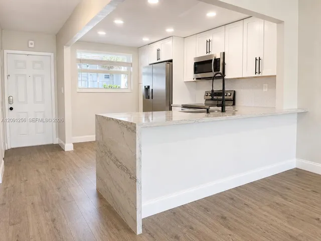 2-bedroom home at 1701 NW 75th Avenue #104, Plantation