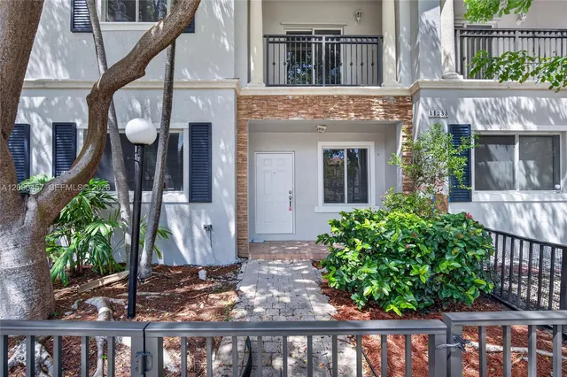 3-bedroom home at 11233 SW 231st Lane, Miami
