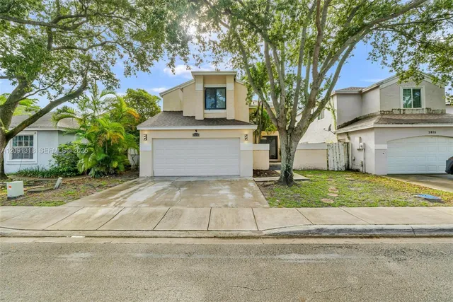3-bedroom home at 2836 W River Run Circle W, Miramar