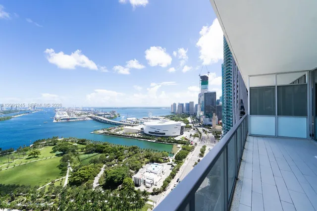2-bedroom home at 1100 Biscayne Boulevard #3302, Miami