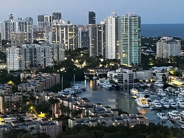 2-bedroom rental at 3530 Mystic Pointe Drive #3207, Aventura