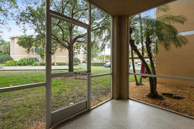 3-bedroom home at 6434 EMERALD DUNES Drive #104, West Palm Beach