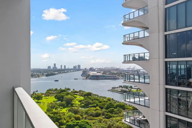 1-bedroom rental at 1040 Biscayne Boulevard #1908, Miami