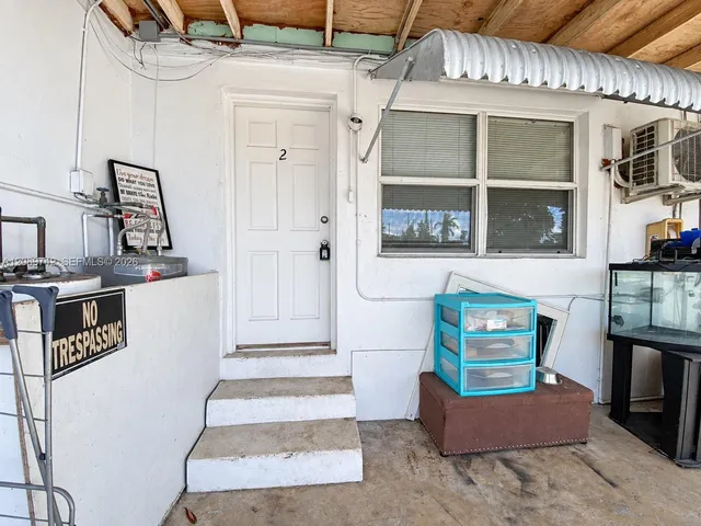 1-bedroom rental at 905 NE 5th Avenue #2, Homestead