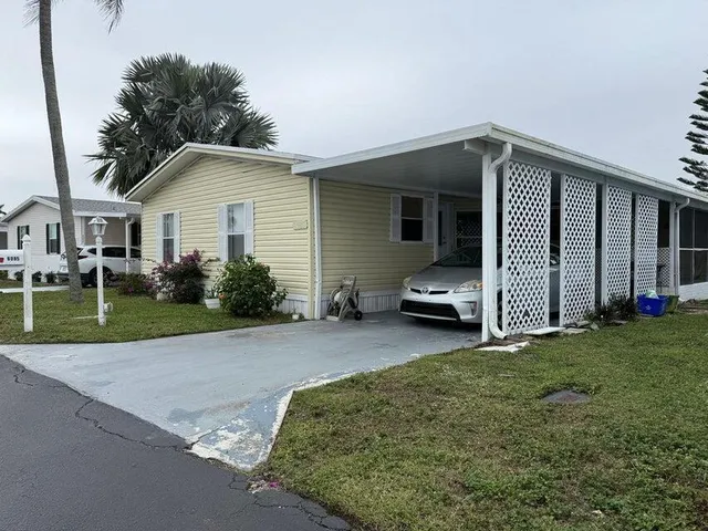 2-bedroom home at 3500 LANTANA Drive, Seminole Manor