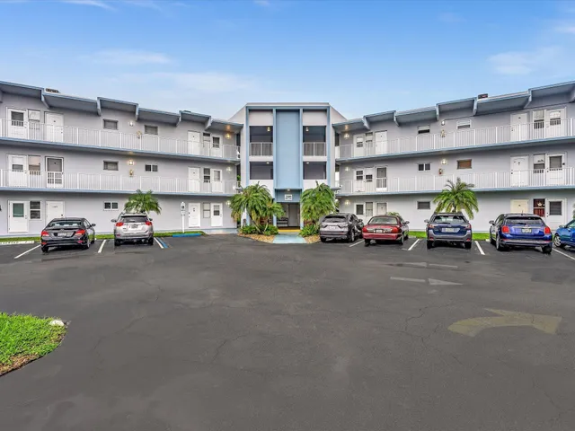 2-bedroom home at 2309 Park Lane #316, Hollywood