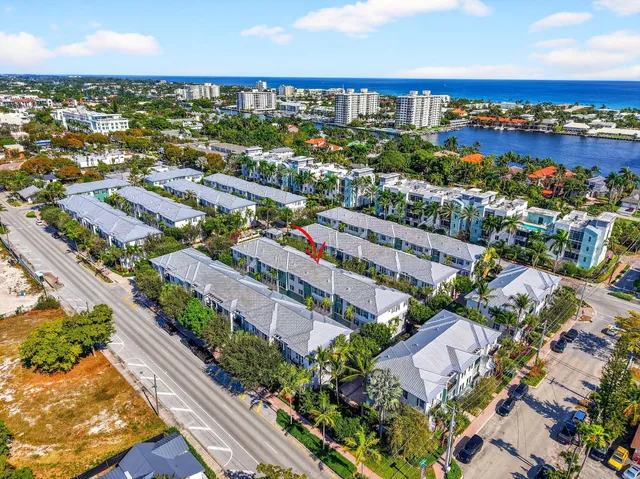 3-bedroom home at 361 W Mallory Circle, Delray Beach