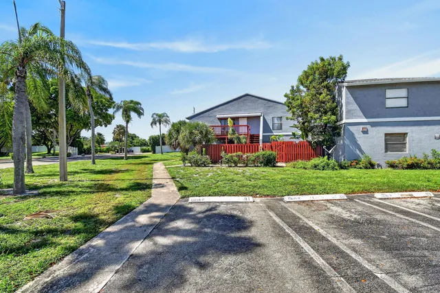 2-bedroom rental at 1 CROSSINGS Circle #C, Boynton Beach