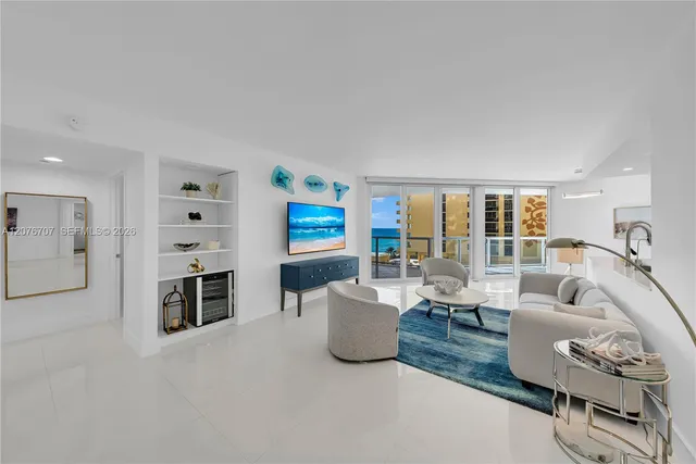 2-bedroom home at 16425 Collins Avenue #712, Sunny Isles Beach