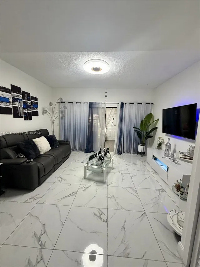 2-bedroom home at 270 NW 71st Avenue #4, Miami