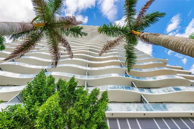 2-bedroom rental at 1400 Biscayne Boulevard #405, Miami
