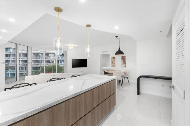 2-bedroom rental at 3000 NE 188th Street #402, Aventura