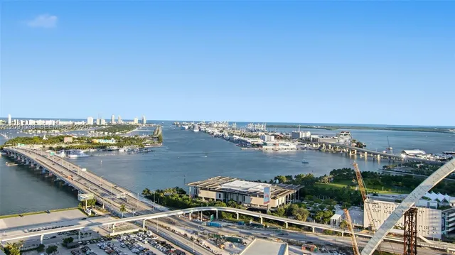 2-bedroom rental at 1400 Biscayne Boulevard #2902, Miami