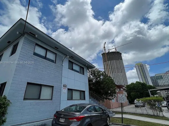 1-bedroom rental at 421 SW 6th Street #7, Miami