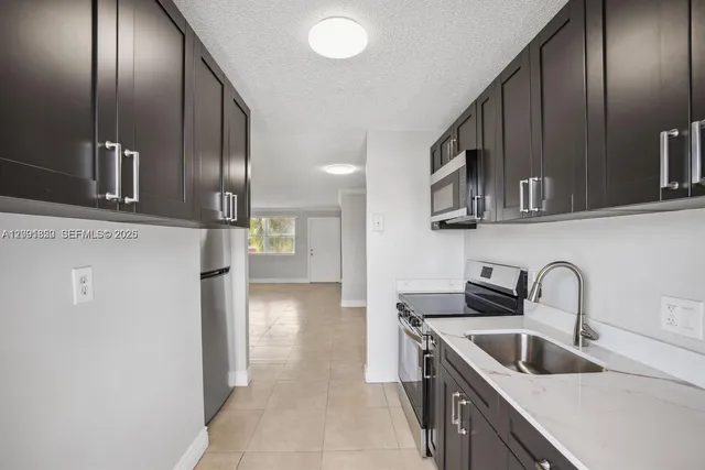 3-bedroom rental at 850 E Commercial Boulevard #214B, Oakland Park