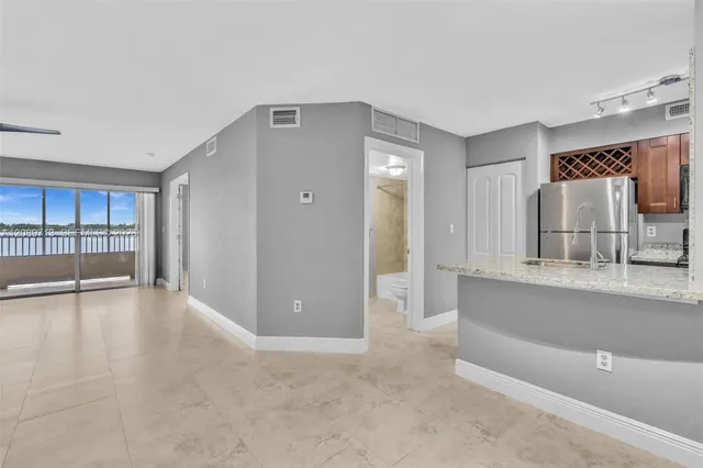 1-bedroom rental at 2811 N Oakland Forest Drive #205, Oakland Park