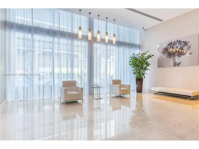 1-bedroom rental at 1111 SW 1st Avenue #UPH4024-, Miami
