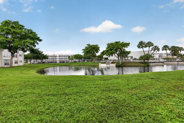 2-bedroom home at 8100 Sunrise Lakes Boulevard #109, Sunrise
