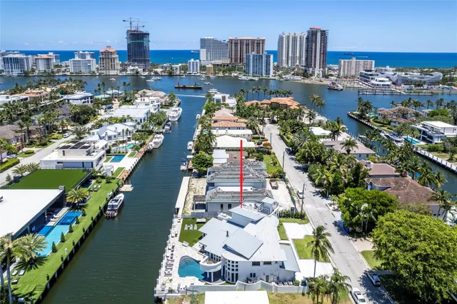 8-bedroom rental at 2523 Castilla Isle, Fort Lauderdale