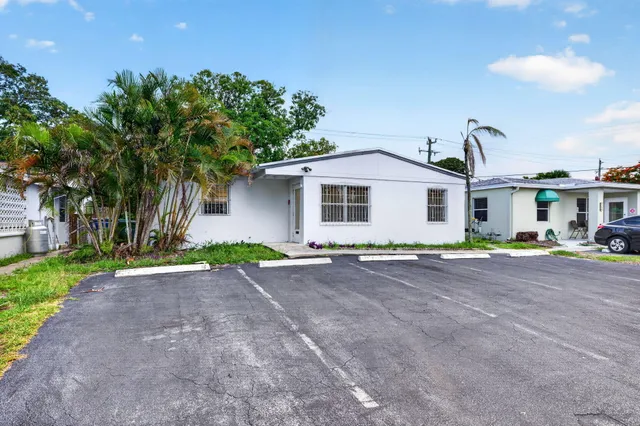 Commercial at 130 NE 51ST Street, Oakland Park