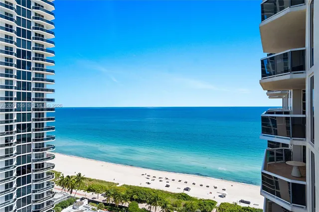 2-bedroom home at 4775 Collins Avenue #2207, Miami Beach