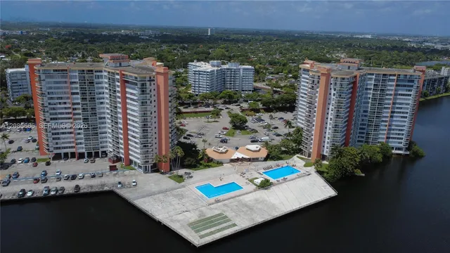 1-bedroom home at 1351 NE Miami Gardens Drive #422E, Miami