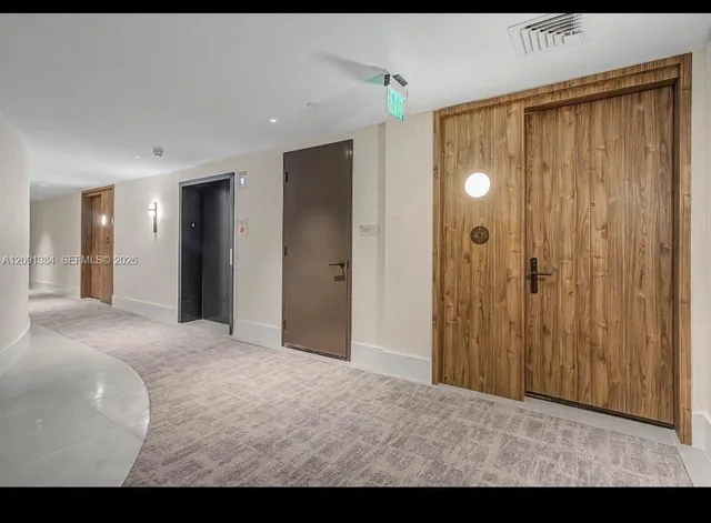 3-bedroom home at 2200 Brickell Avenue #405, Miami